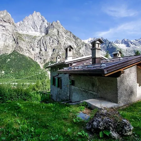 Le Mazot 木屋 库马约尔