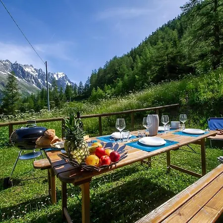 シャレー Le Mazot クールマイユール